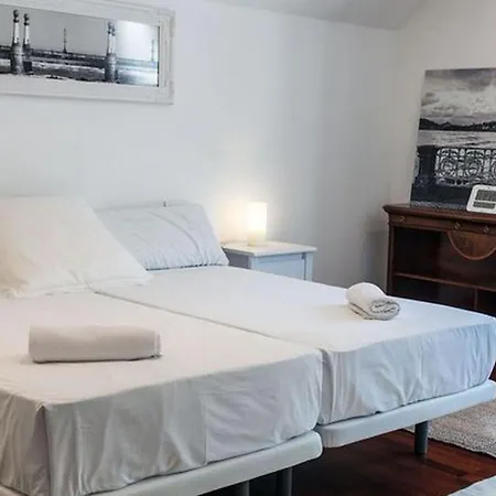 Moderna Casa De Lujo Con Piscina Cubierta Y Vista Al Mar Dom wakacyjny San Sebastián